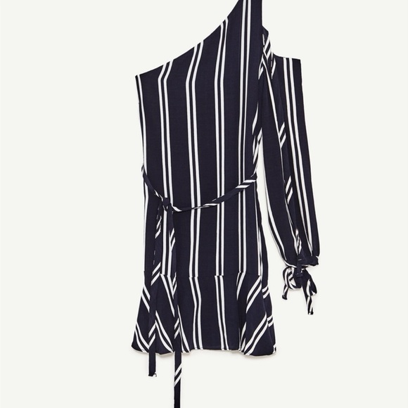 NWT Zara Navy and White Striped One Shoulder Dress - Picture 7 of 17